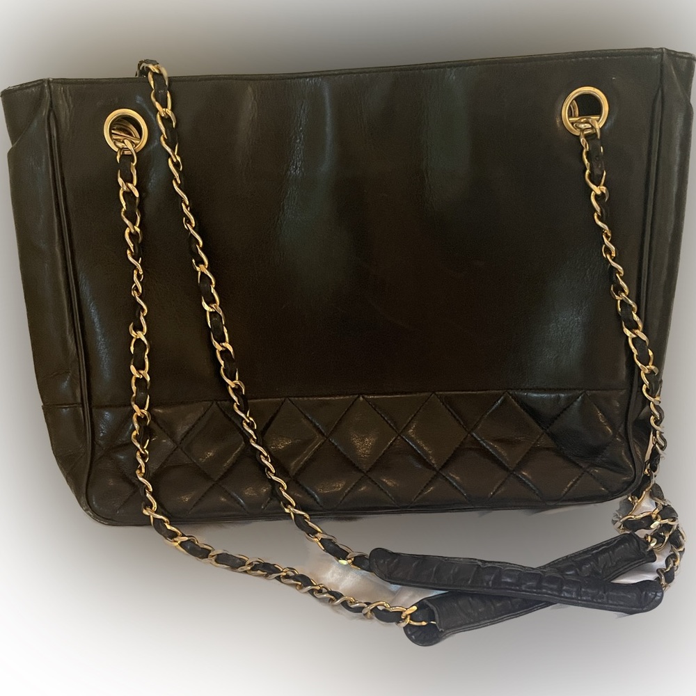 Chanel Vintage lambskin tote bag